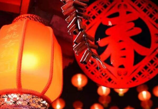 过年摆地摊赚10万 过年摆地摊卖啥最赚钱