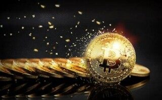 比特币为何突然暴跌(比特币最近为什么暴跌)